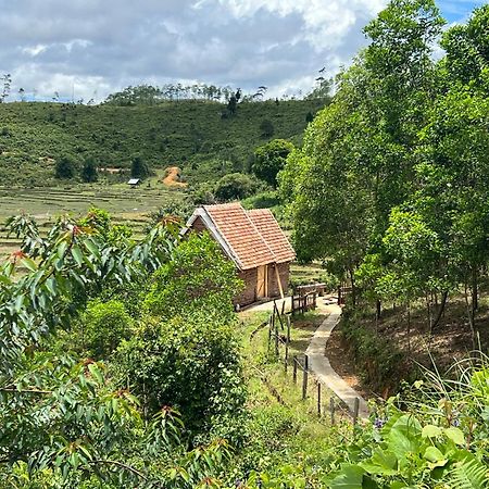 Konke Ruong Farmstay Kon Von Kla Bagian luar foto